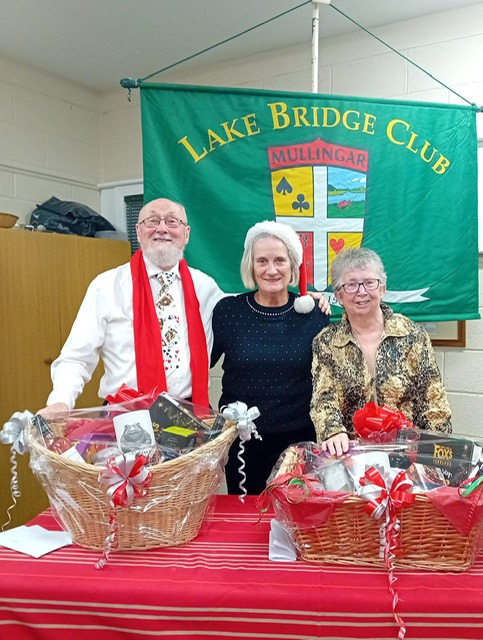 LAKE BRIDGE CLUB